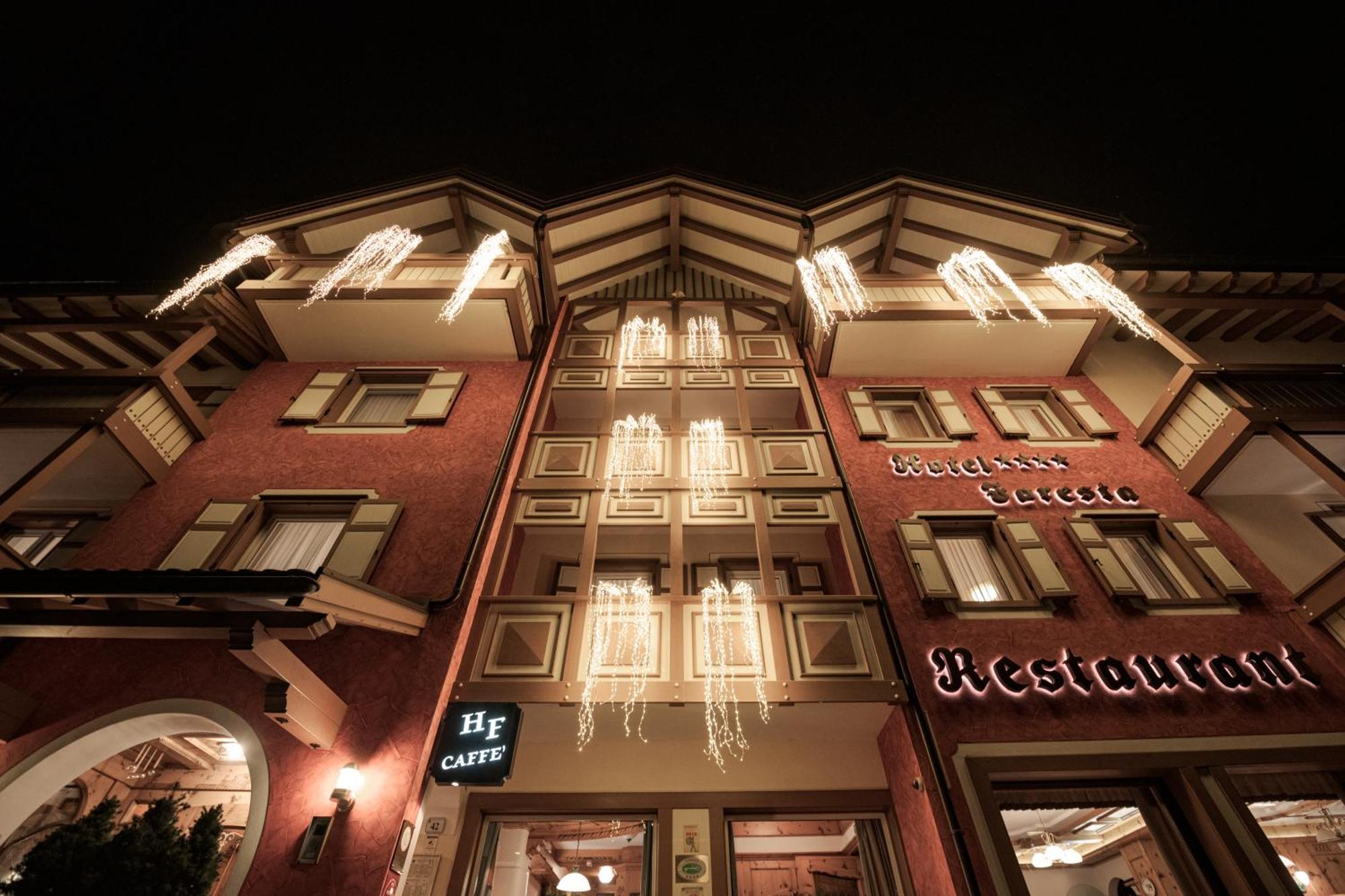 Hotel Foresta Moena Bagian luar foto